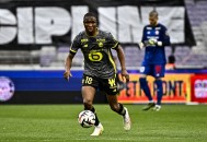 记者：伯恩茅斯3000万欧报价中卫迪亚克特被拒，里尔要价4000万欧