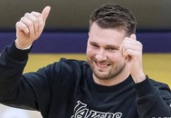 NBA传出重磅消息！湖人队正式更换新老板