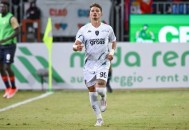 意天空：帕尔马接触国米，谈S-埃斯波西托的转会