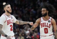 芝加哥公牛考虑交易科比·怀特和朗佐·鲍尔
