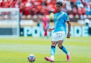 官方：曼城后卫雷斯租借加盟赫罗纳，租期1个赛季