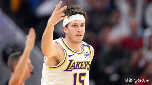 8920万美元合同,湖人队里夫斯拒绝了湖人队能给出的最高合同