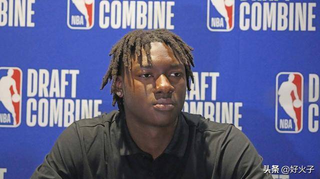 内部人士:湖人队已正式签下二轮秀阿杜·蒂耶罗