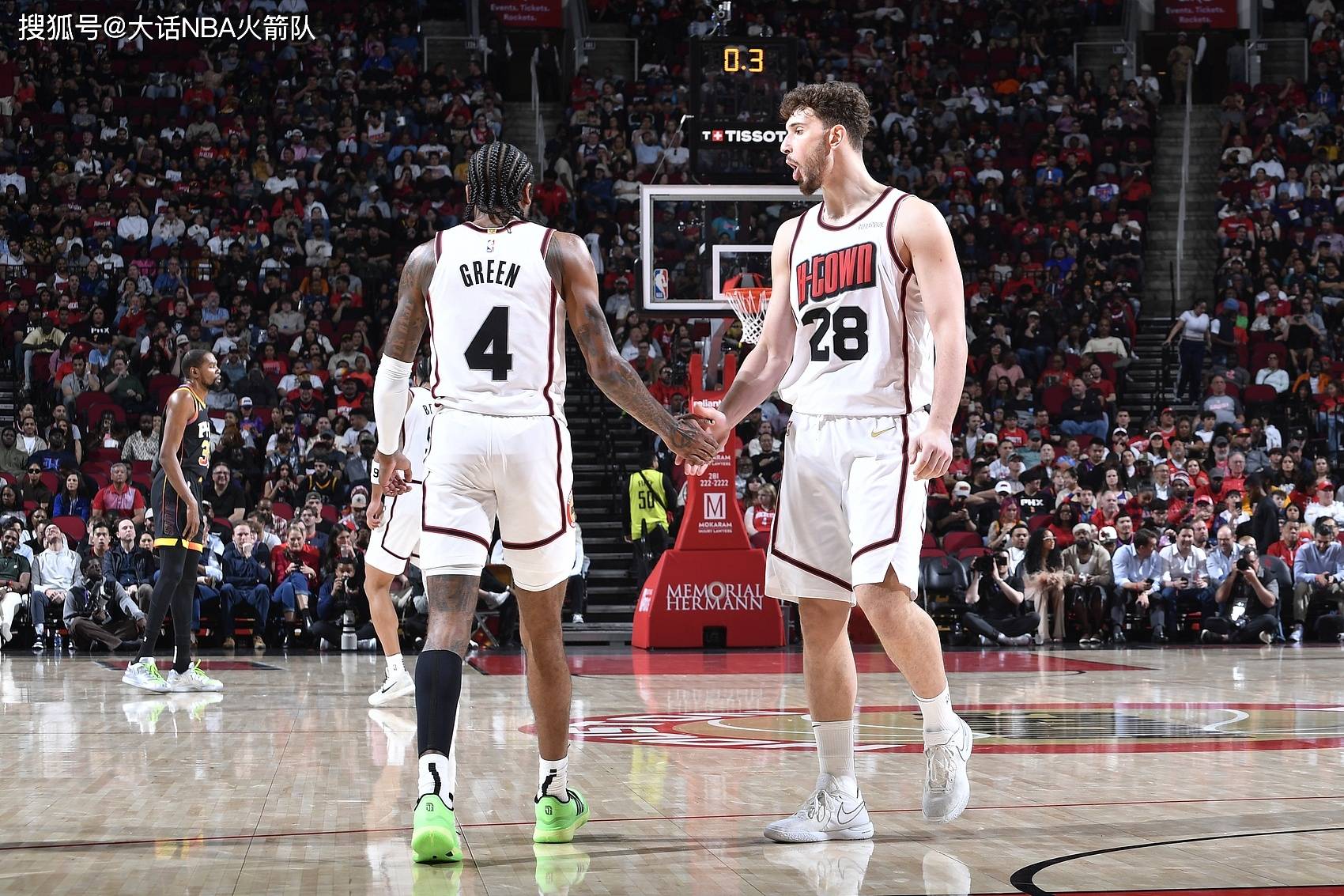 杨瀚森近期的选秀行情提升明显 其适合火箭队吗 值得火箭队冒险吗