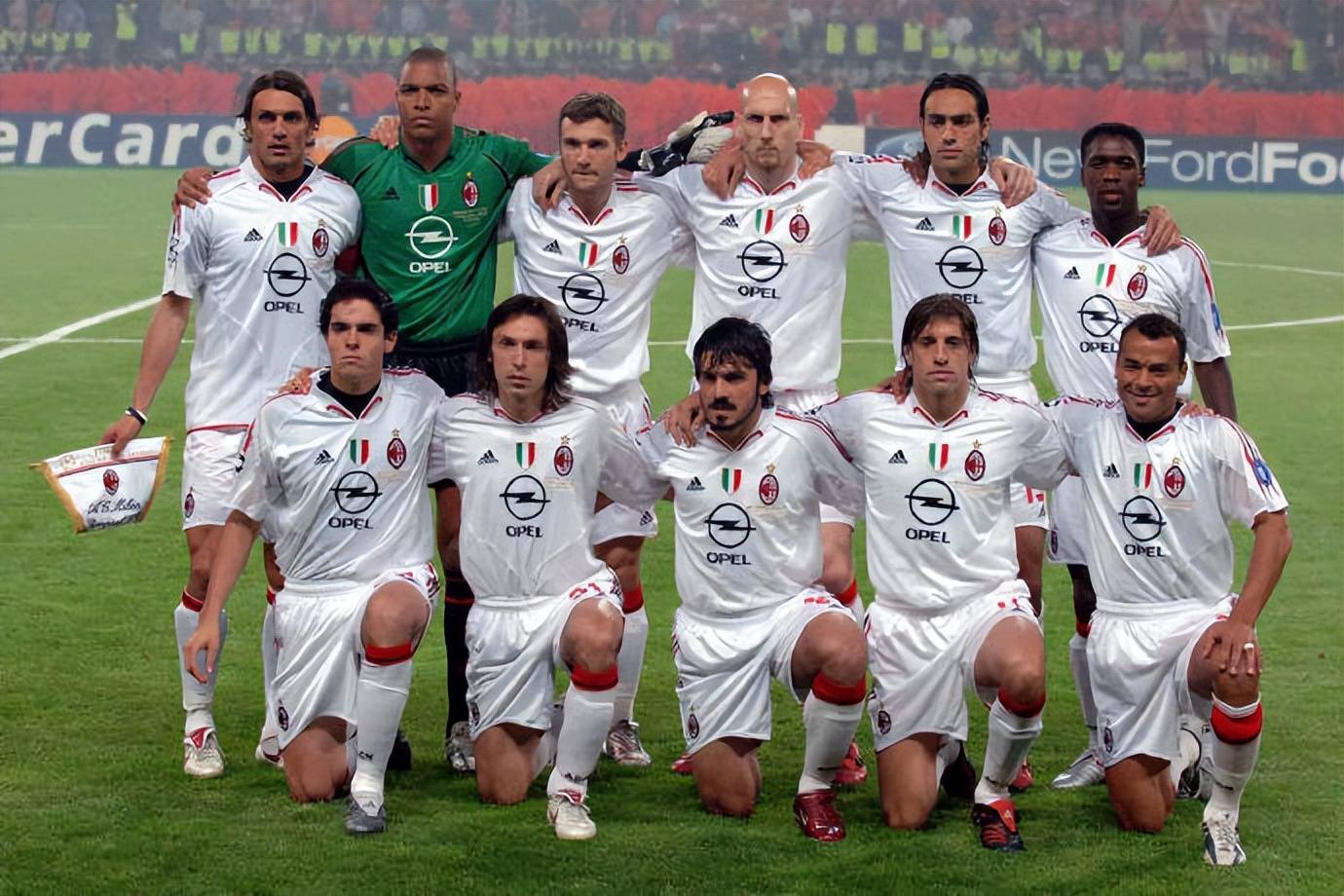 【资料】AC米兰2004-2005赛季欧冠半决赛胜埃因霍温,决赛负利物浦【AC米兰资料】【足球资料】