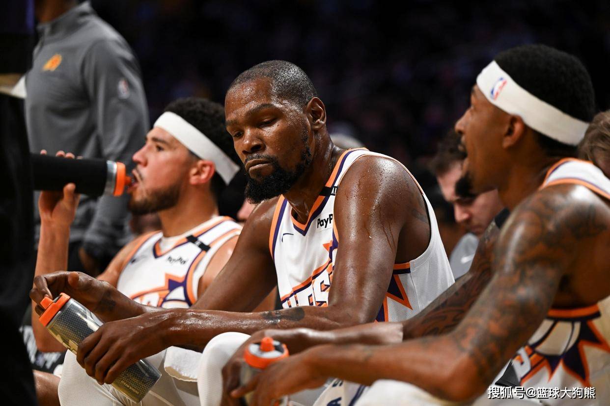 场均12+6+1！火箭队确立2阵核心？2大优势在手，可挑战小史密斯首发