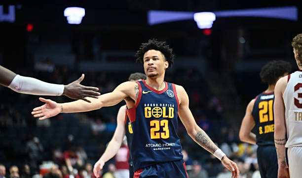 新奥尔良鹈鹕达到双向合同名额上限?