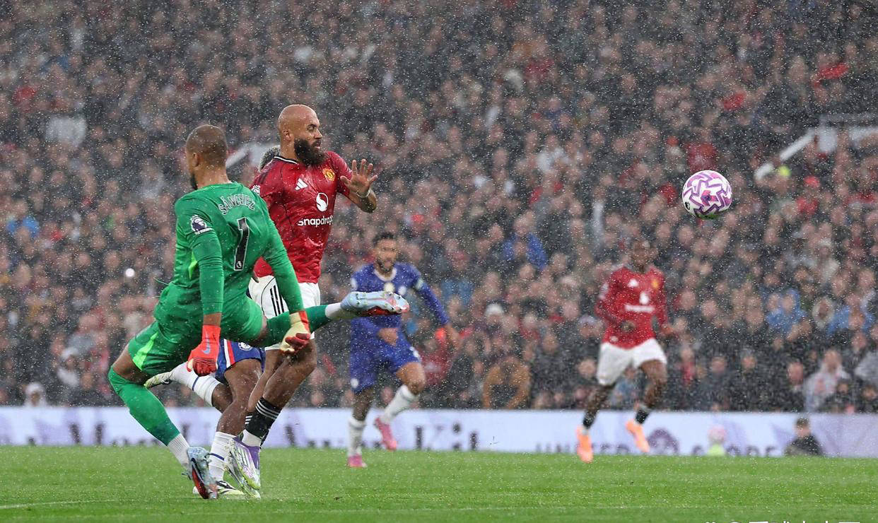 曼联2-1击败切尔西！阿莫林续命，切尔西遭遇首败